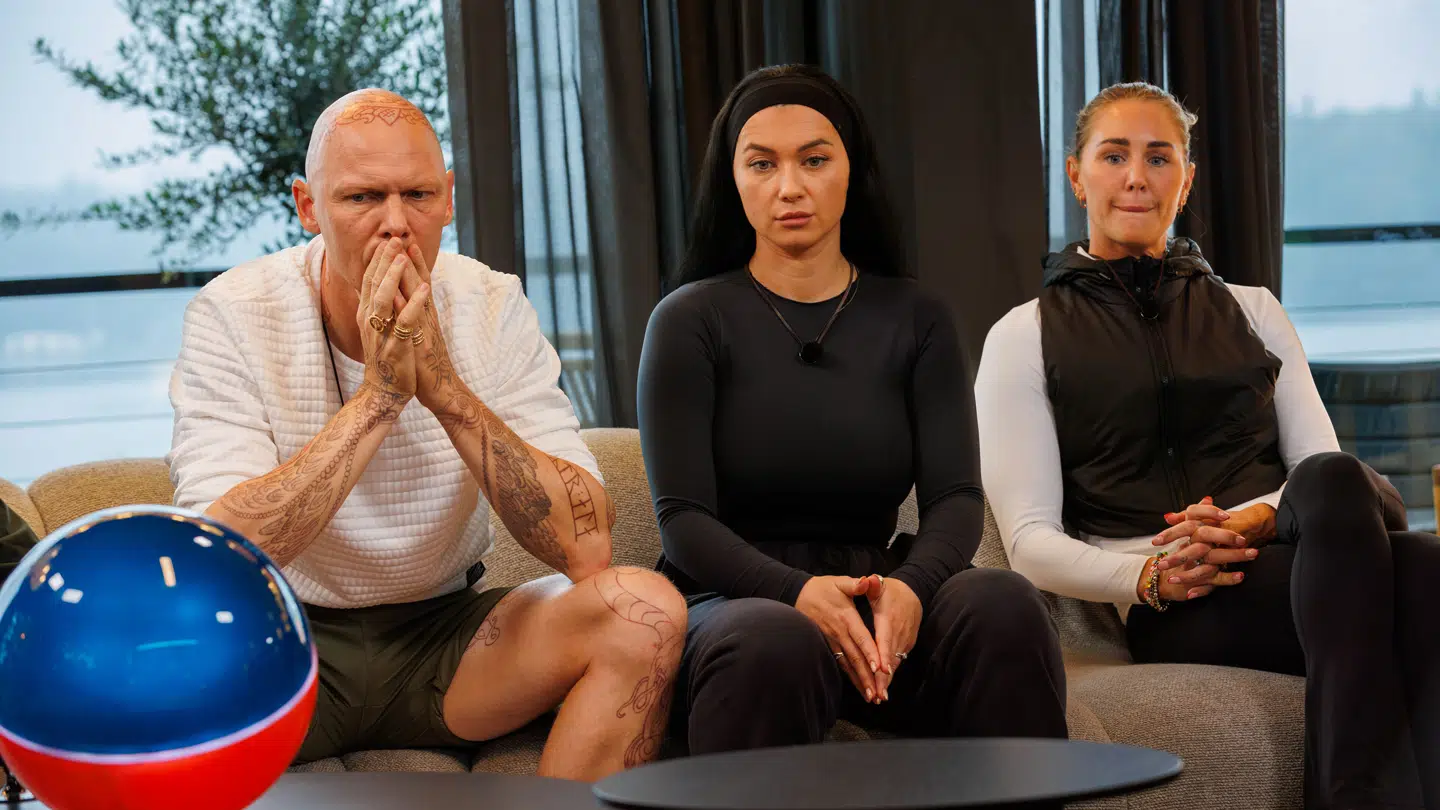 Jim Lyngvild, Irina Olsen og Jeanette Ottesen i den første sæson af 'Spillet'.