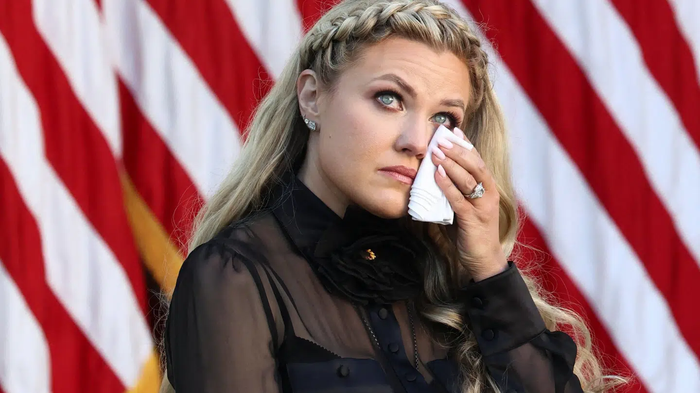 Erika Kirk har opfordret til fuld gennemsigtighed i retssagen.