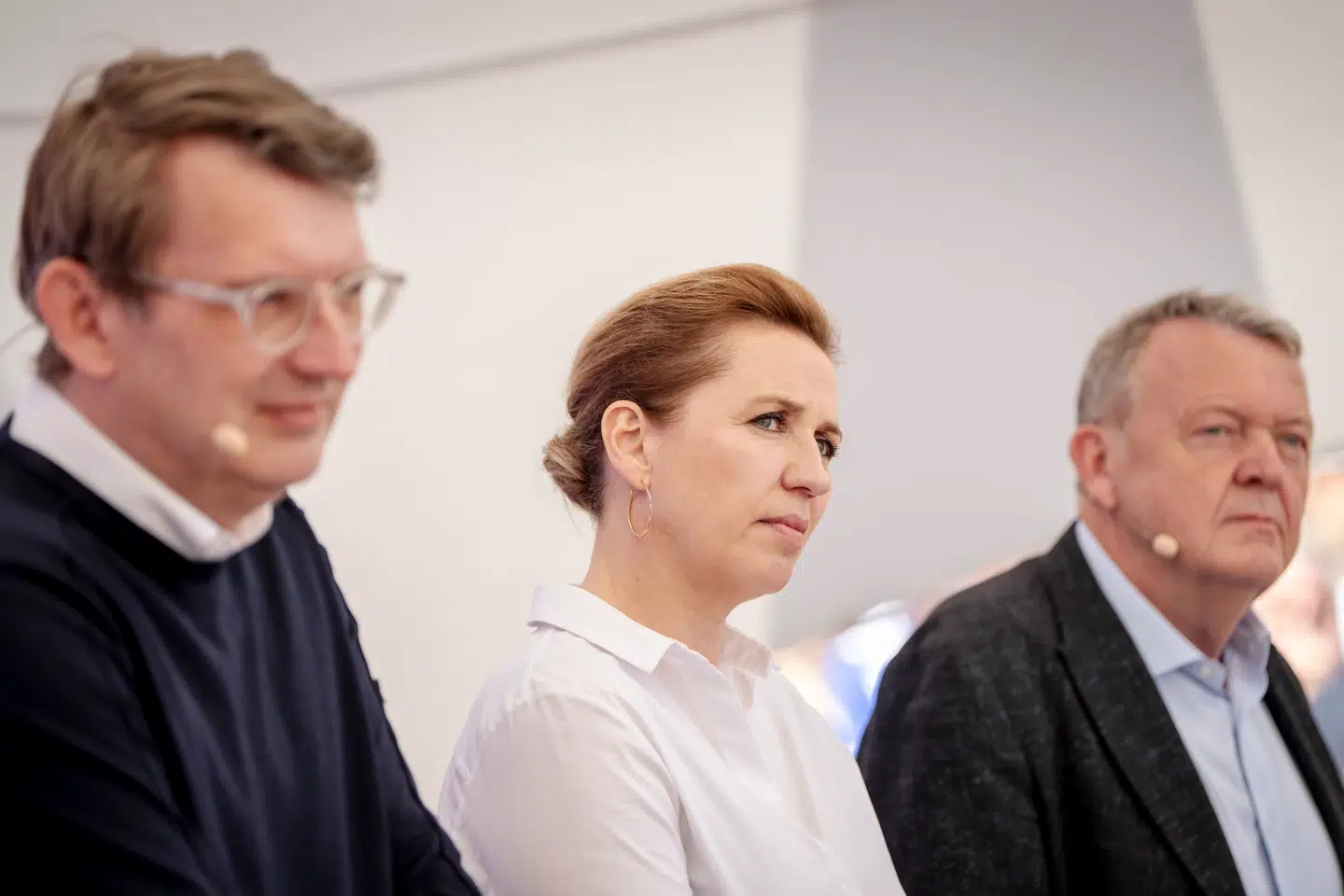 Statsminister Mette Frederiksen (S), Lars Løkke Rasmussen (M) og Troels Lund Poulsen (V) under debat hos Dansk Industri på Folkemødet på Bornholm torsdag den 12. juni 2025. (Foto: Mads Claus Rasmussen/Ritzau Scanpix)