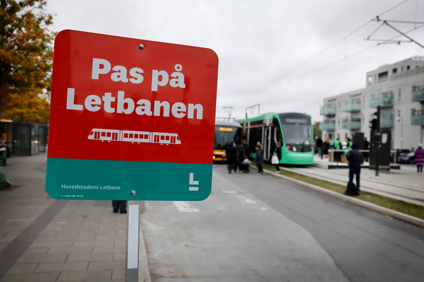 Første bid af Hovedstadens Letbane åbnede i slutningen af oktober. Mens passagertallet har overgået selskabets forventninger, så har der været udfordringer på skinnerne siden åbningen.