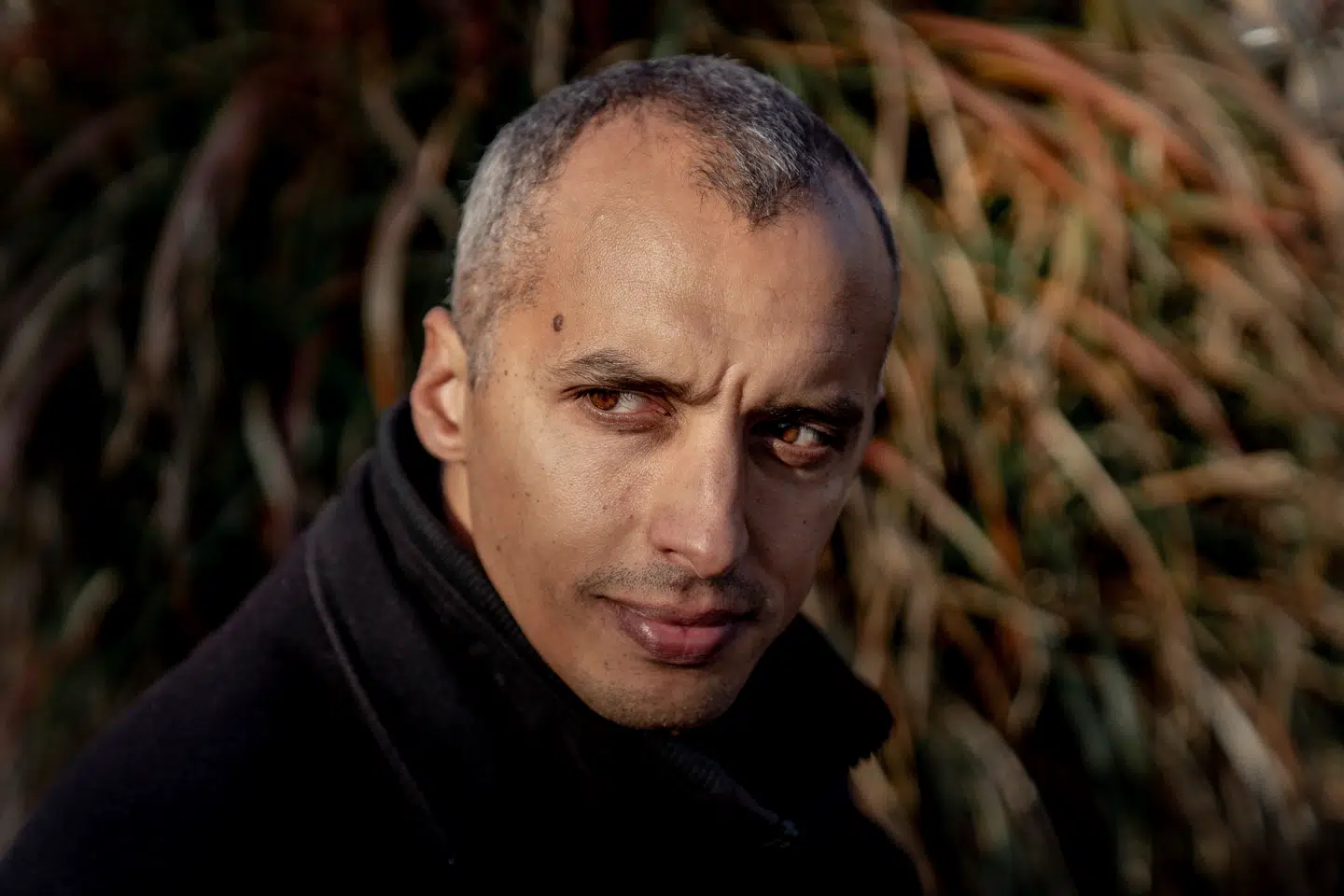 Undervisningsminister Mattias Tesfaye (S) mener, at Børnerådet er faret vild. I en ny kampagne giver de eksempler på lærere, der er voldelige og grænseoverskridende, og spørger: Vil vi virkelig have mere af det i skolen? Ministeren mener, at kampagnen er »lav« og »nedladende«.