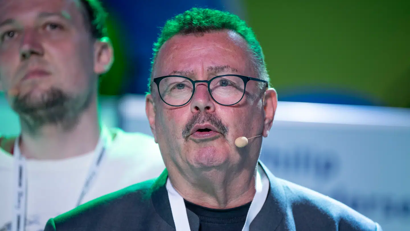 Per Clausen fra Enhedslisten har længe gerne villet gøre Europa mindre afhængig af USA.