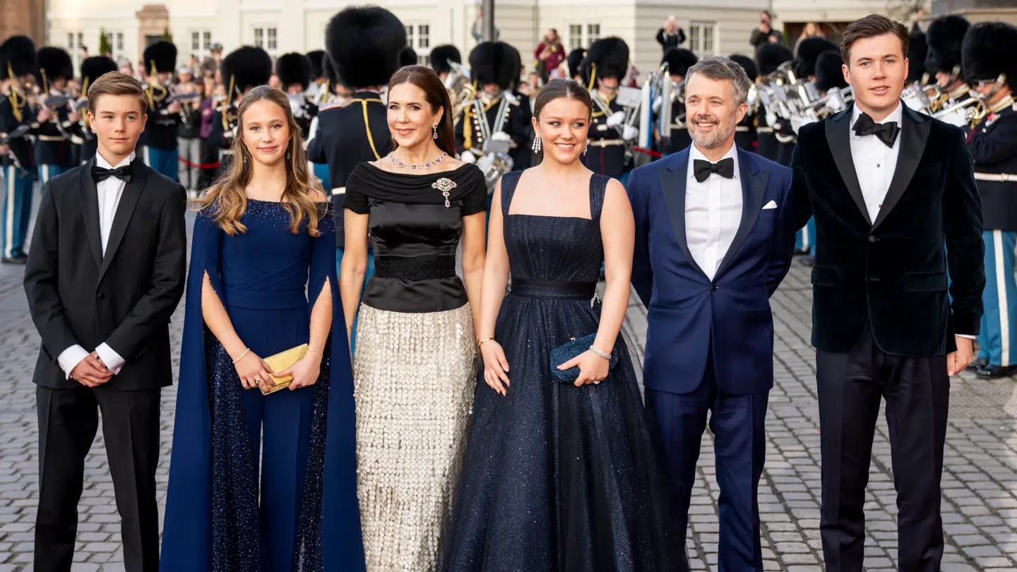 Kongefamilien sammen i forbindelse med prinsesse Isabellas fødselsdag i foråret.