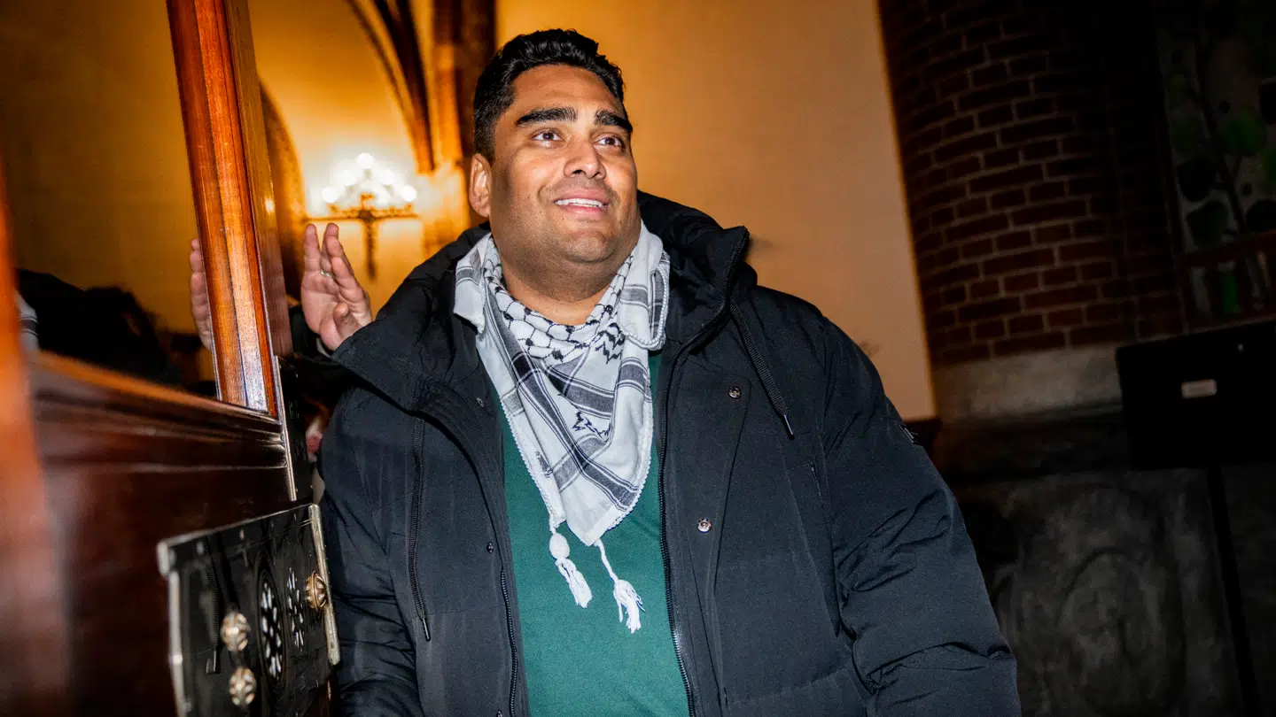 Han er en snydepels uden respekt for det danske demokrati. Det mener B.T.s debatredaktør, Joachim B. Olsen.