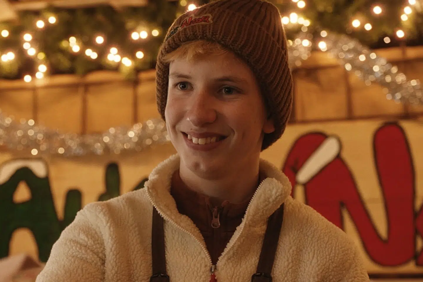 Julius Stage Melchiorsen spiller den unge iværksætter Anker i TV 2-julekalenderen "Valdes jul - vintermiraklet". (PR-foto).