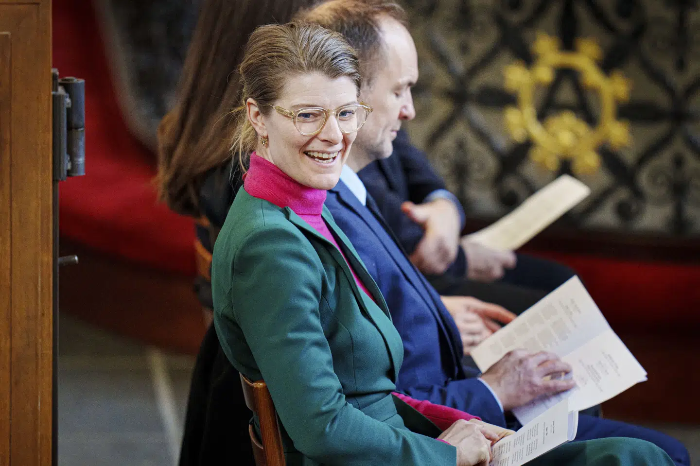 Den nuværende skatteminister, Ane Halsboe-Jørgensen (S), ses på billedet sidde ved siden af den tidligere skatteminister Jeppe Bruus (S), der i 2023 modtog besked om forkerte ejendomsvurderinger. (Arkivfoto).