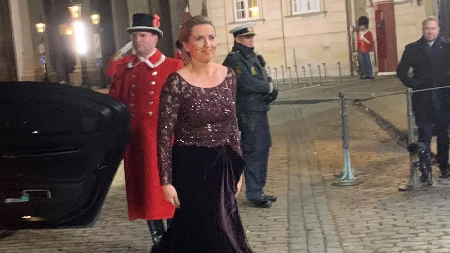 Mette Frederiksen, da hun ankom til Amalienborg.