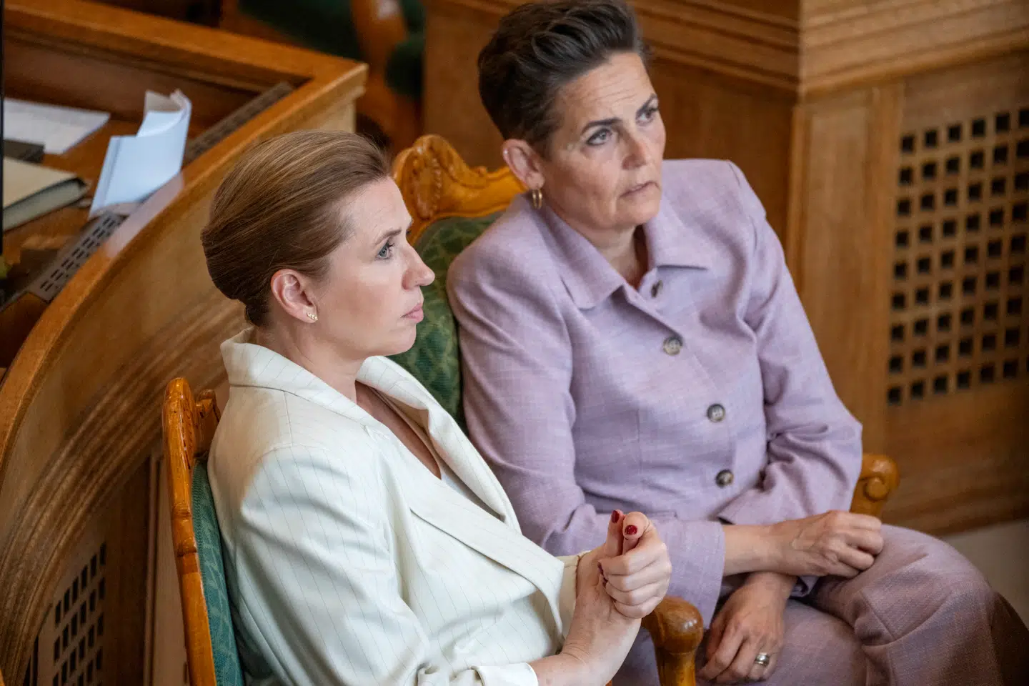 Valgkampen er for alvor skudt i gang, og nu sætter Pia Olsen Dyhr (SF) pres på statsminister Mette Frederiksen (S).