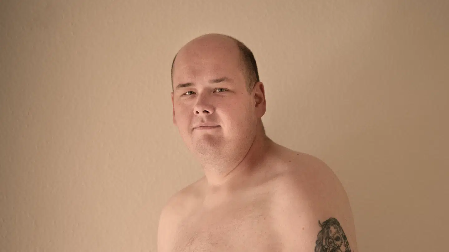 Stefan Jepsen er faldet i de søde sager og har taget på, deler han i et ærligt opslag på Instagram.