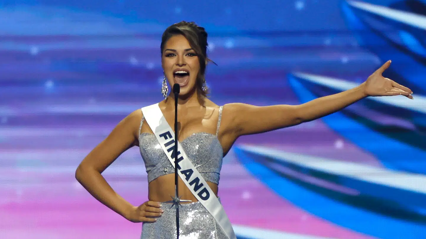 Miss Finland har mistet sin titel efter et opslag på sociale medier med en racistisk undertone