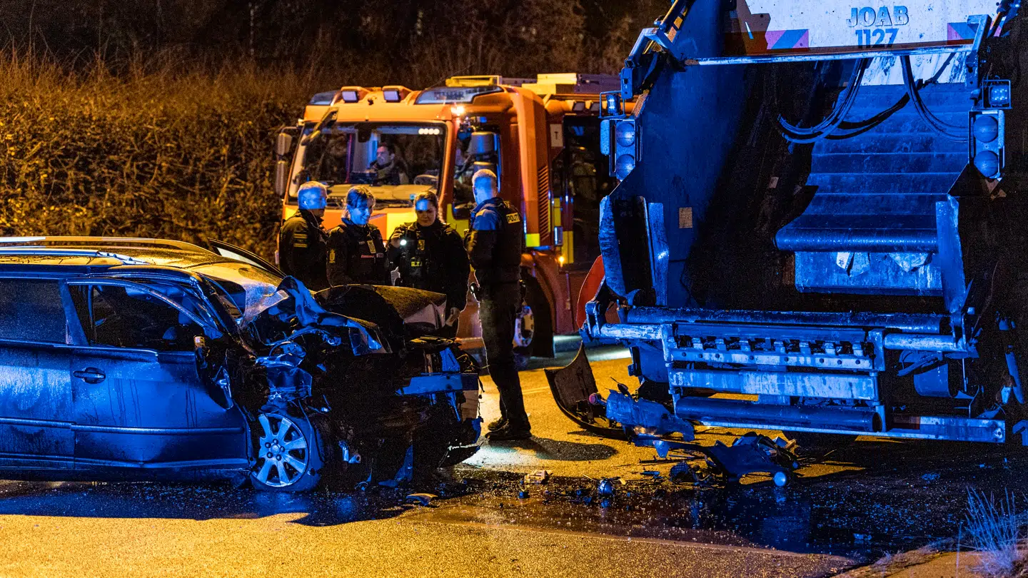 Alvorligt færdselsuheld på Bellahøjvej lørdag den 13. december 2025.