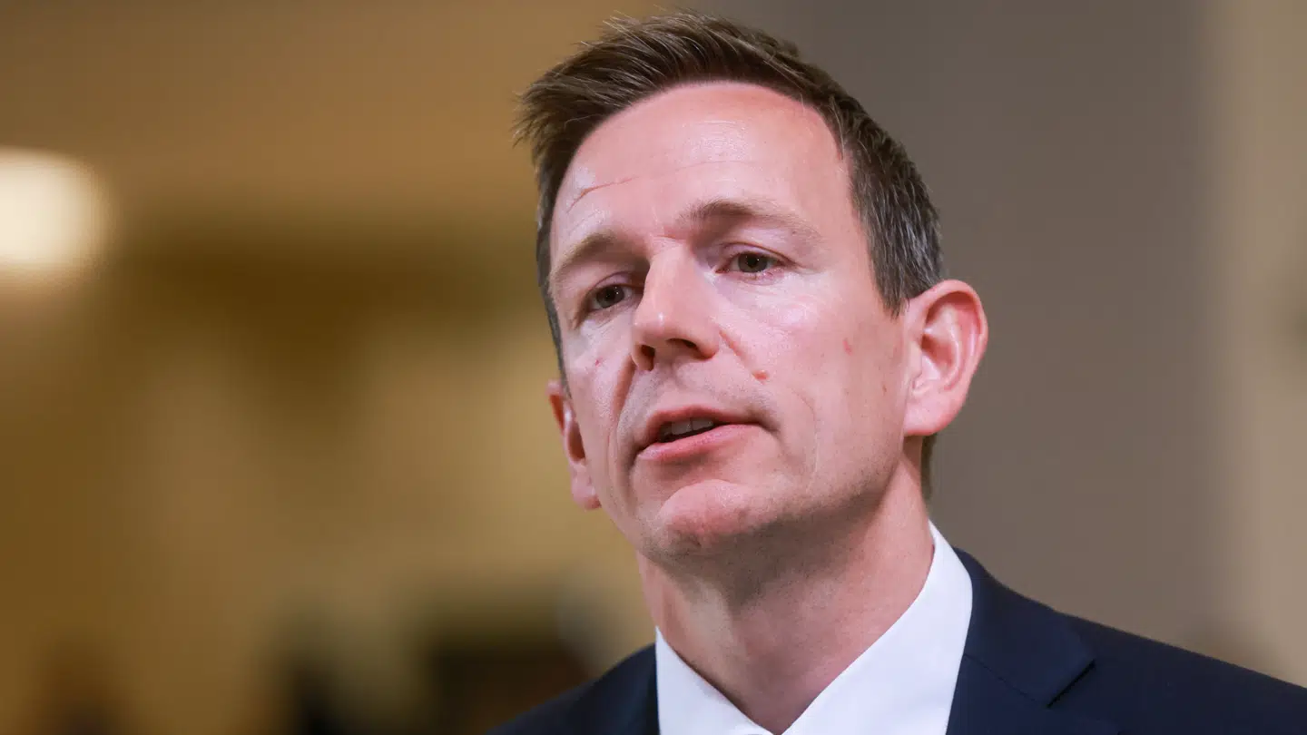 »Vi går til kanten af, hvad der er muligt for at frakende statsborgerskabet fra kriminelle udlændinge,« lyder det fra udlændinge- og integrationsminister Rasmus Stoklund (S).