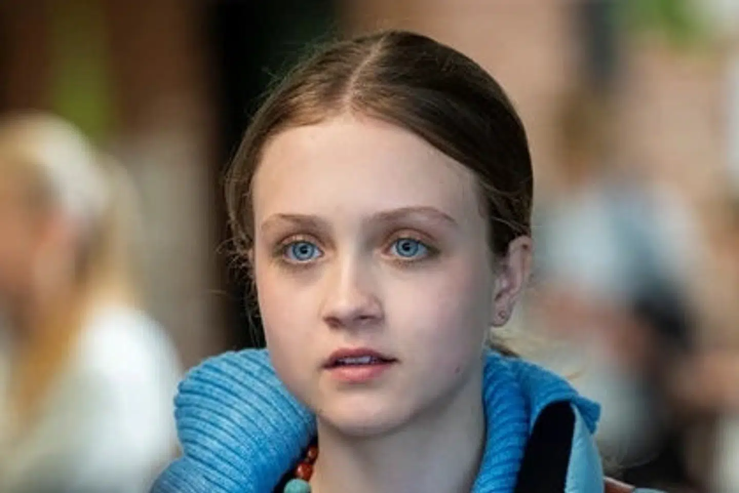 Ida Skelbæk-Knudsen spiller Celine i TV2-julekalenderen "Valdes jul - vintermiraklet". (PR-foto).