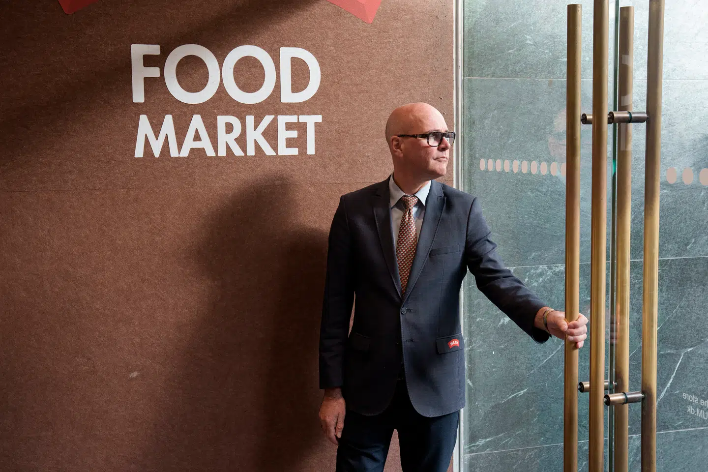 »Kunderne har selv ødelagt serviceniveauet i danske supermarkeder, og supermarkedet var engang en servicevirksomhed, men prisen har fuldstændig udhulet servicen,« skrev Meny-chef i Illum Poul Cullura (på billedet). Nu går lektor i rette med hans budskab om detailbranchen.