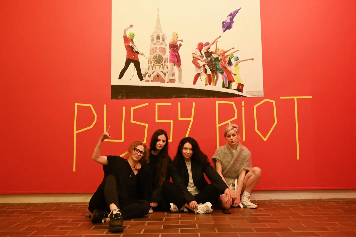 Russiske politiske aktivister og medlemmer af bandet Pussy Riot - Maria Aljokhina, Lucy Shtein, Olga Borisova og Diana Burkot - ved gruppens udstilling på Louisiana Museum i Humlebæk i september 2023. (Arkivfoto).