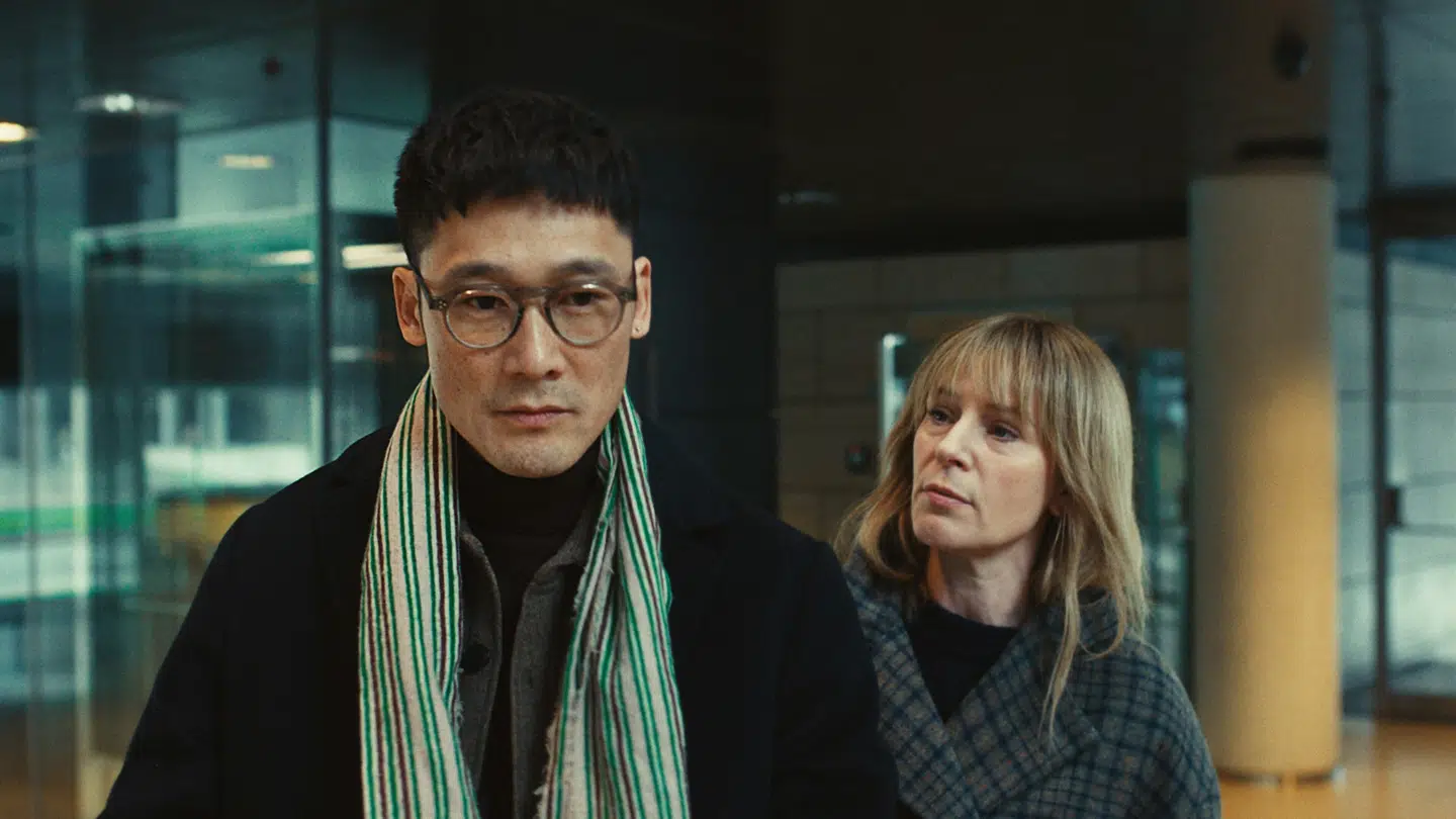 Thomas Hwan og Iben Hjejle spiller kolleger i et arkitektfirma.