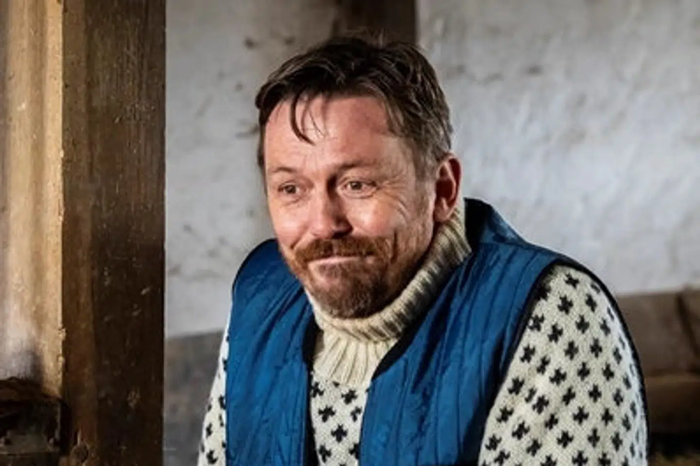 Henrik Vestergaard har ligesom sin karakter i "Valdes jul - vintermiraklet" overvejet, om han skulle skifte spor. I julekalenderen spiller han nyopstartet landmand. (PR-foto).