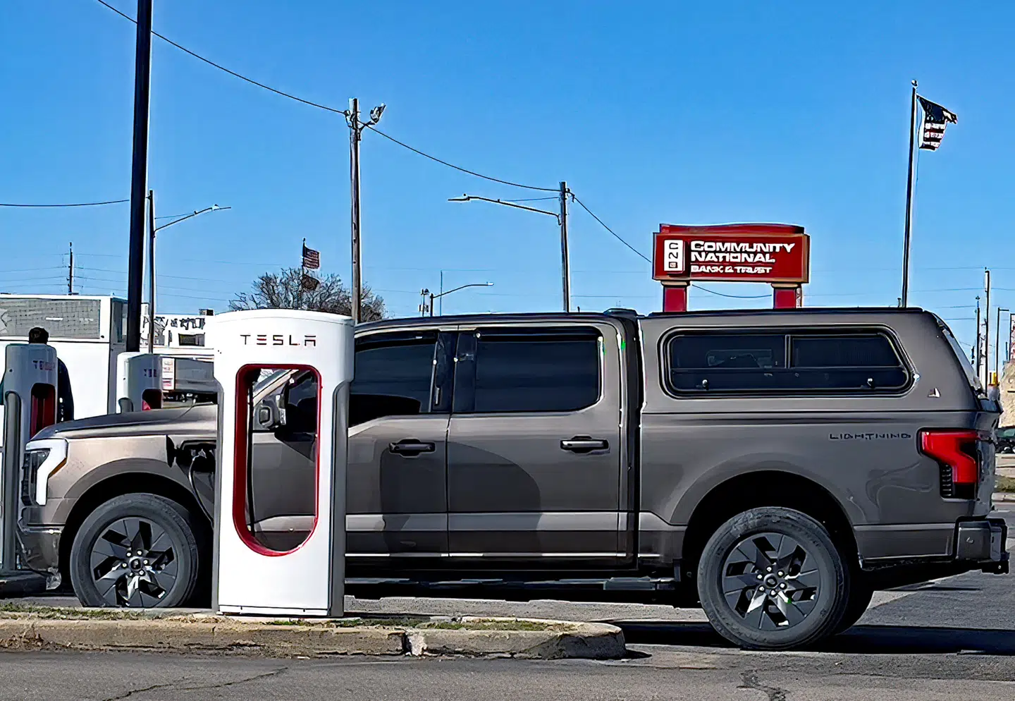 Ford stopper med at producere den store elektriske F-150 Lightning.