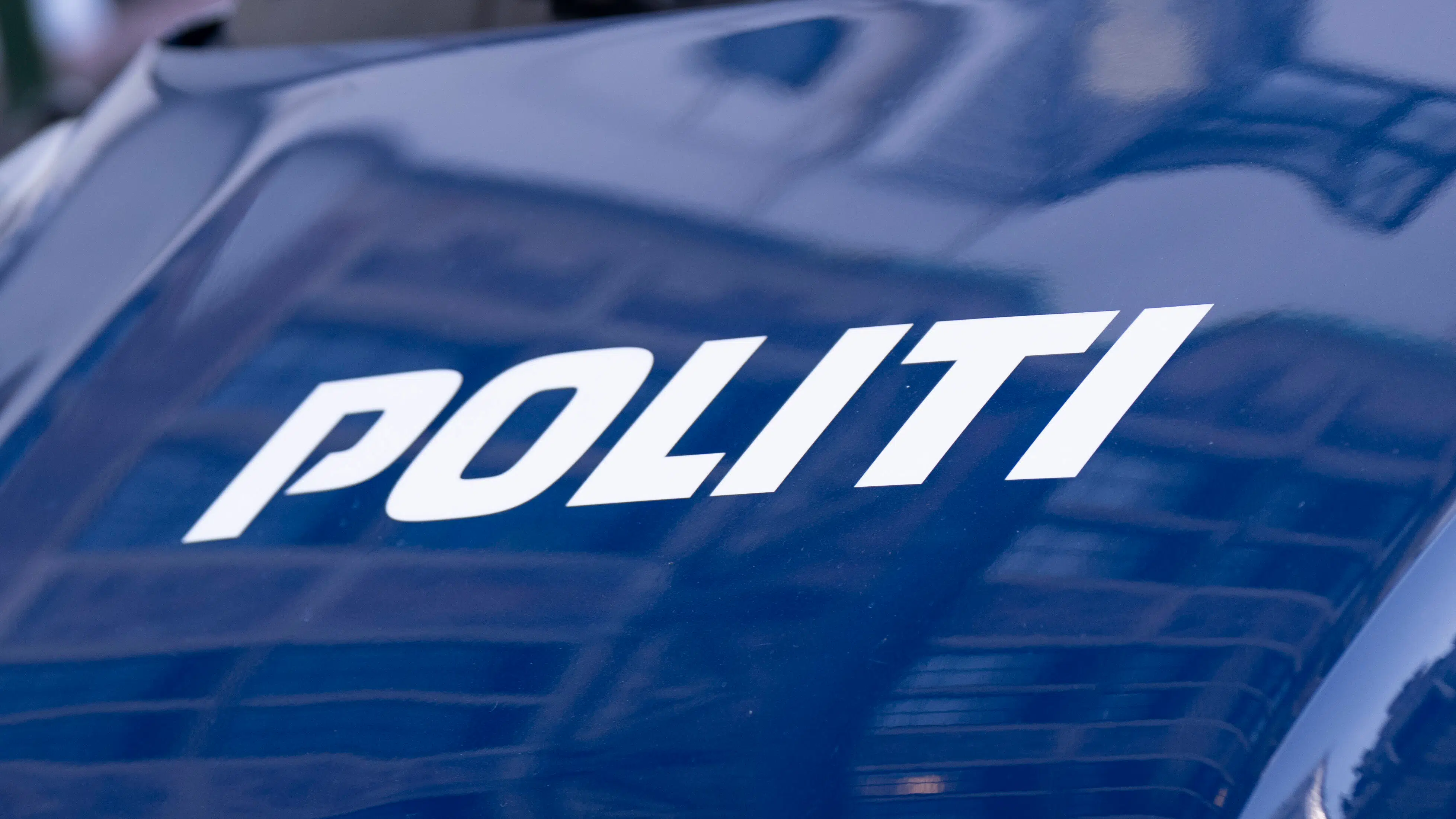 Sort røg: Borgere skal blive indenfor