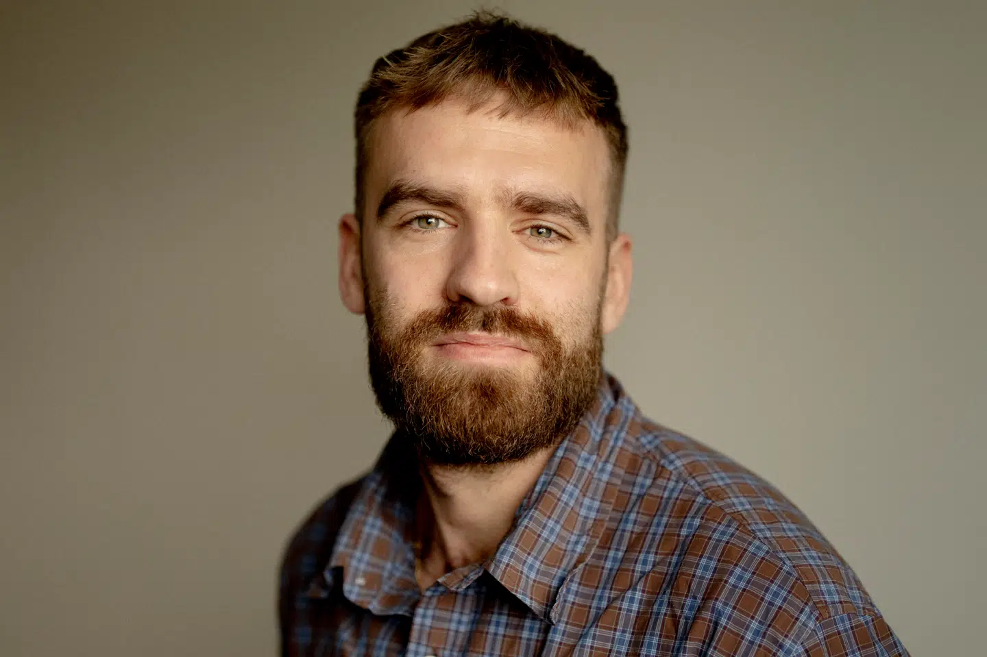 Sebastian Jeppesen er rekrutteringsansvarlig i Medley Venture Capital og tror ikke på cv'et som indikator for, hvor god en kandidat er. I stedet bedømmer han på en række andre parametre.