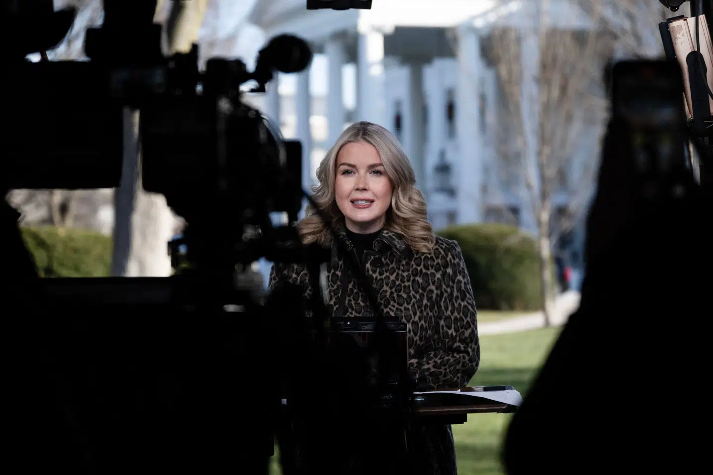 Pressesekretær i Det Hvide Hus, Karoline Leavitt, fortæller natten til onsdag til journalister, hvad Trump har tænkt sig at tale om under tale til nationen natten til torsdag.