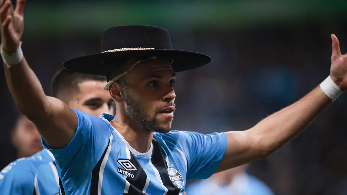 Martin Braithwaite havde inden sin skade scoret 15 mål i 35 kampe for Gremio i indeværende sæson.