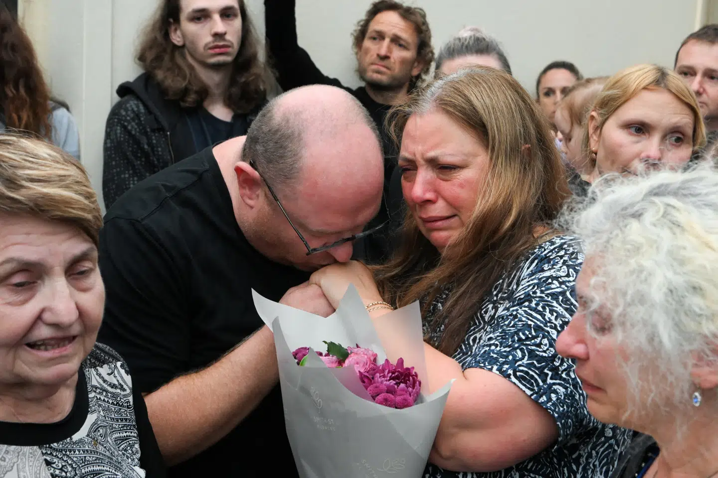 Her ses Matildas forældre under mindehøjtideligheden tirsdag.