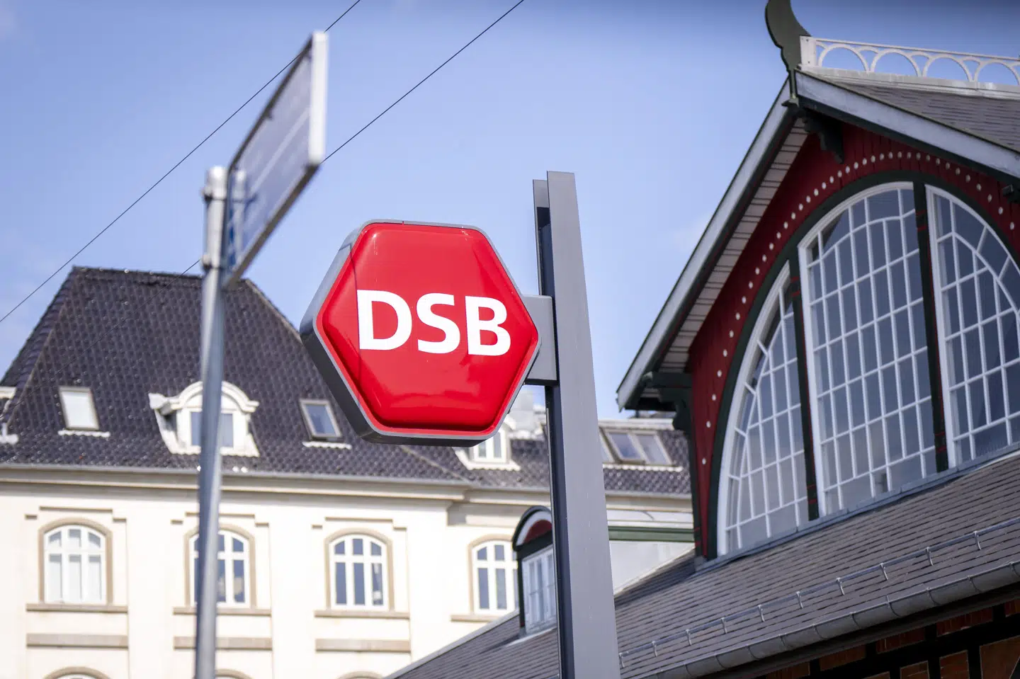 En mand afgik sidste år ved døden, efter at han var kommet i klemme i en togdør på Østerport Station og faldt ned mellem perron og tog. (Arkivfoto).