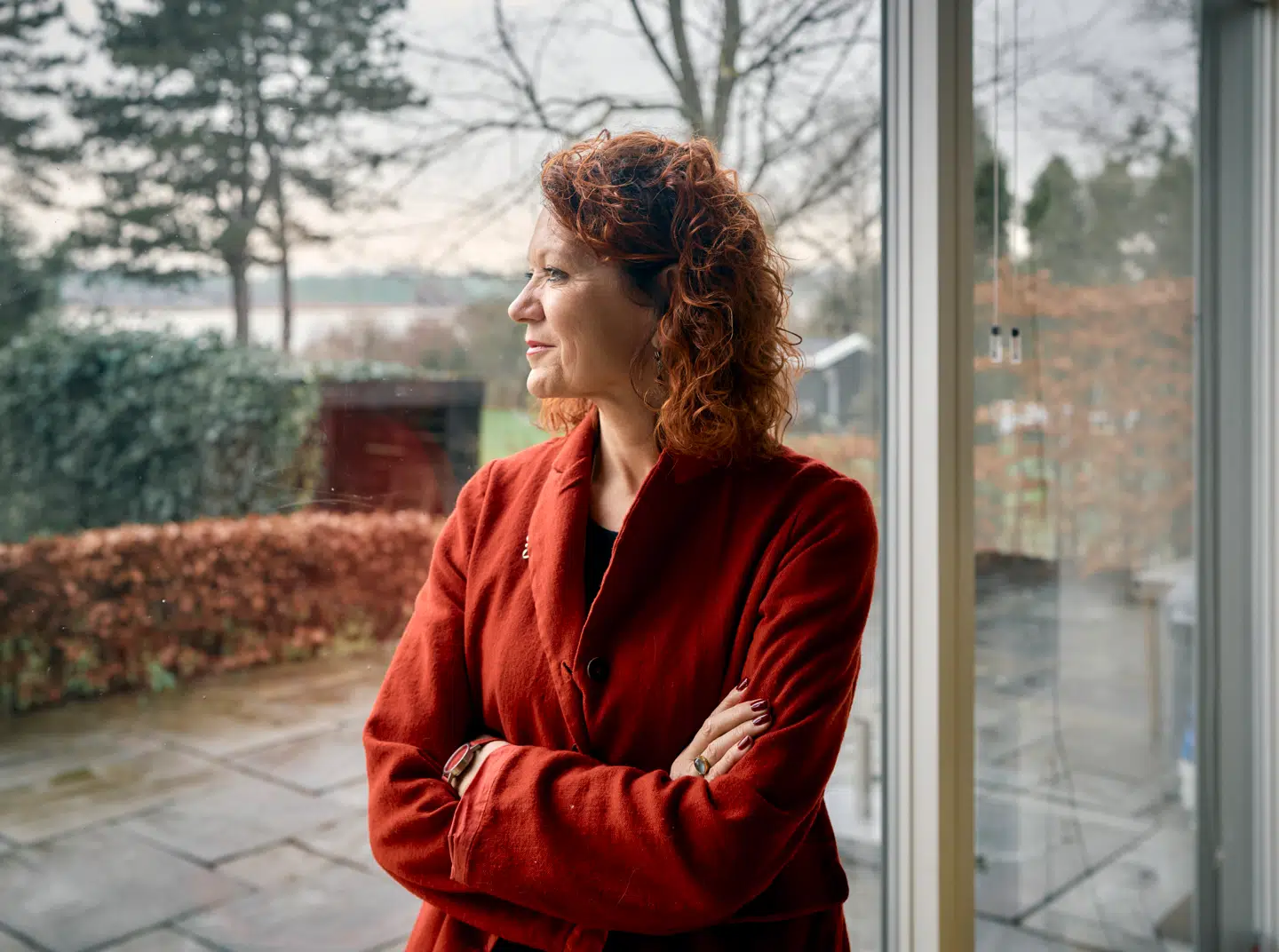 Lene Kronborg valgte at sadle helt om, da hun mistede sit job som rektor på Niels Brock. I dag hjælper hun blandt andet andre med at komme videre på arbejdsmarkedet.