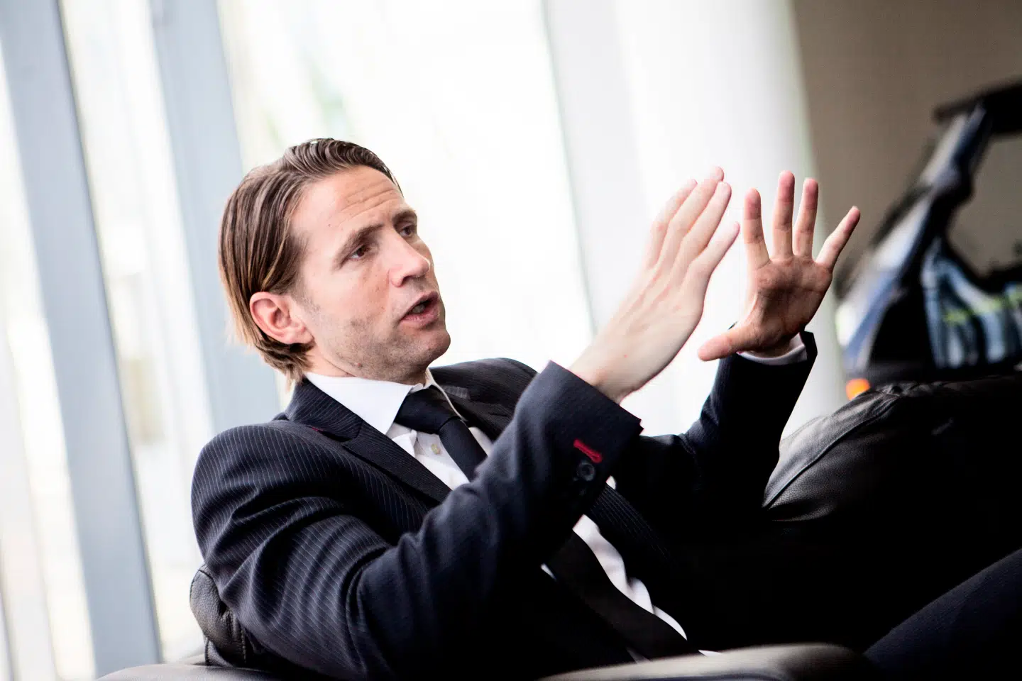 Den danske medieprofil, Jimmy Maymann, har fulgt budkrigen om Warner Bros. tæt – særligt fordi det formentlig vil ramme det danske mediemarked.