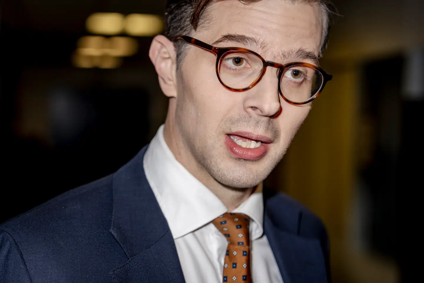 Alex Vanopslagh (LA) langer ud efter regeringen for ikke at gøre nok for at nedbringe antallet af statsansatte.