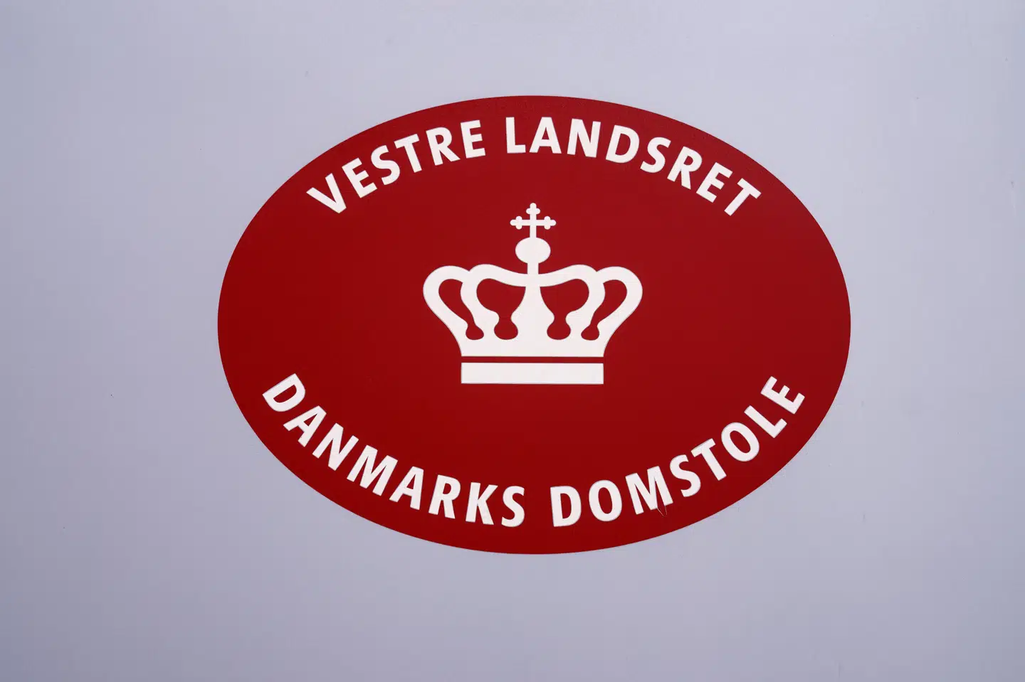 Vestre Landsret har torsdag idømt en nu 21-årig mand fængsel i et år og seks måneder for blandt andet røveriforsøg, overfald på en fængselsbetjent og besiddelse af overgrebsmateriale med børn. (Arkivfoto).
