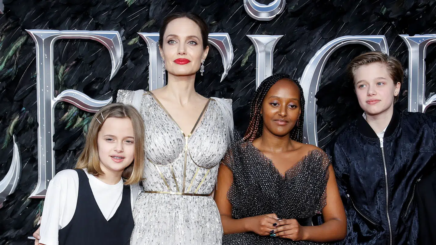 Angelina Jolie og hendes tre døtre.