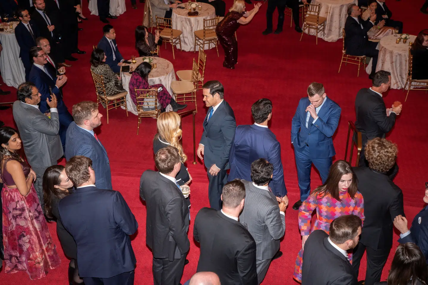 Medlemmer af Trump-administrationen i Kennedy Centret i Washington. På billedet ses blandt andet udenrigsminister, Marco Rubio.