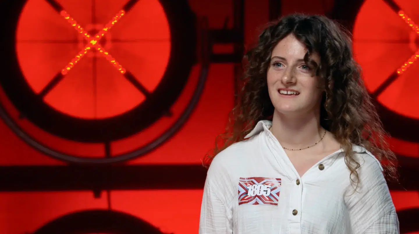 18-årige Ella afslutter ugens program - og får Thomas Blachman til at græde.