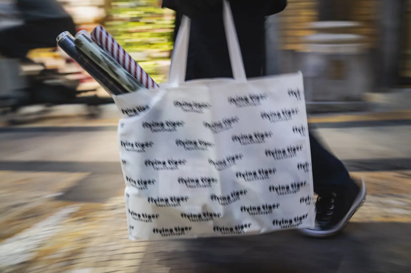 Firmajulegaver er en stærk tradition blandt private virksomheder, hvor næsten alle privatansatte får en gave med hjem fra chefen. (Arkivfoto).