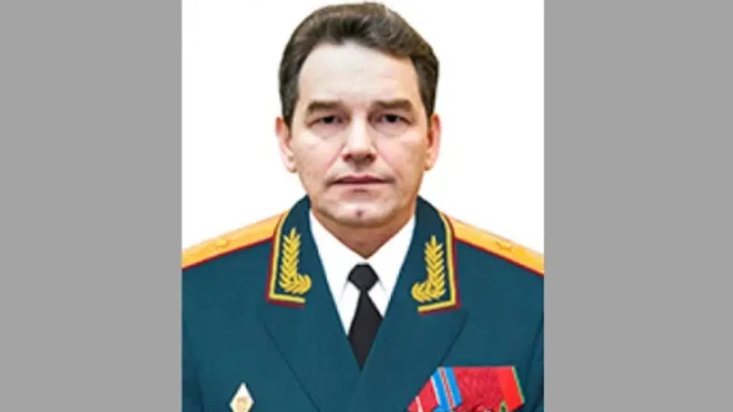 Den russiske general Fanil Sarvarov blev mandag morgen dræbt i en bileksplosion i Moskva.