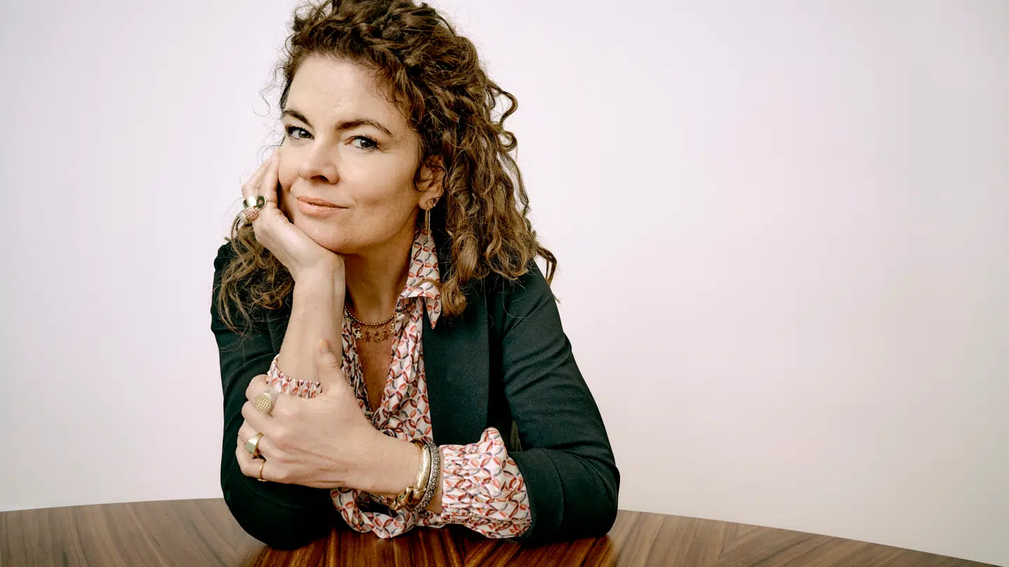 Julia Lahme blev landskendt som ekspert i DR-hittet 'Gift ved første blik' og er desuden etnolog, livsstilsekspert og selvstændig kommunikationsdirektør.