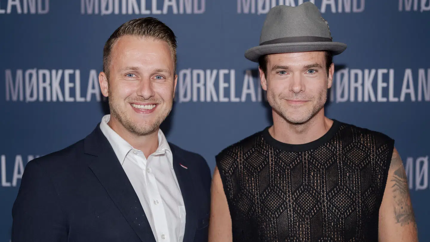 Privat danner Silas Holst par med Nicolai Schwartz.