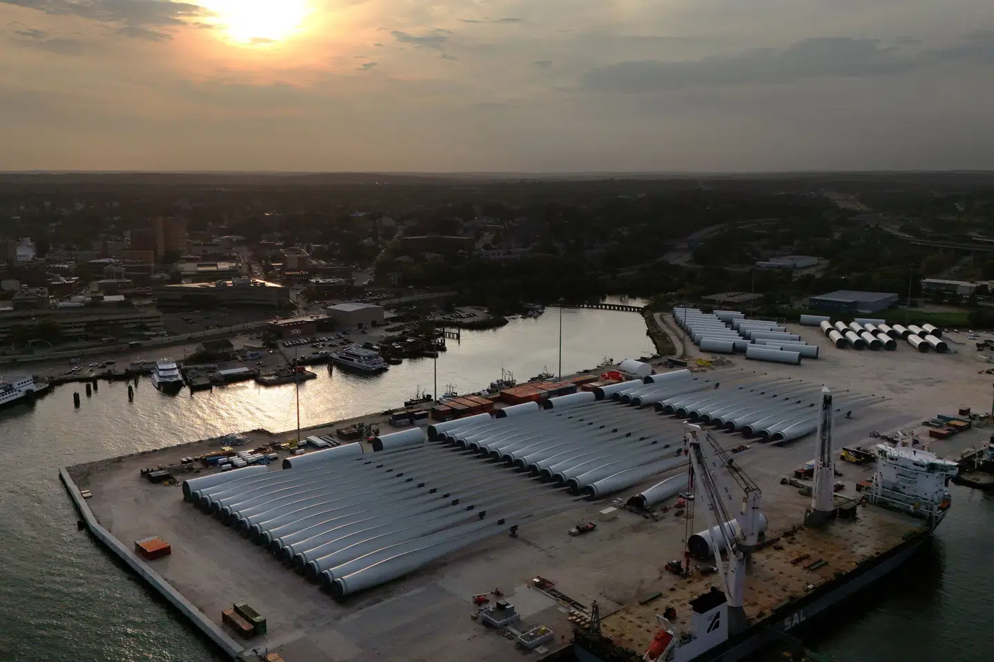 Revolution Wind, som er delvist ejet af danske Ørsted, er en af de vindmølleparker, hvor lejekontrakten er blevet sat på pause i de kommende måneder. (Arkivfoto).