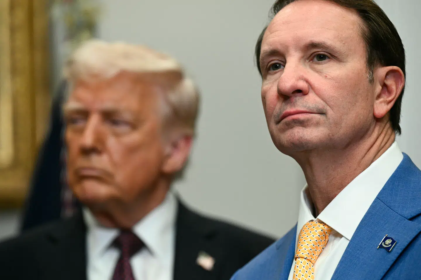 Her ses Donald Trump (i baggrunden) sammen med den nyudnævnte særlige udsending til Grønland, Jeff Landry.