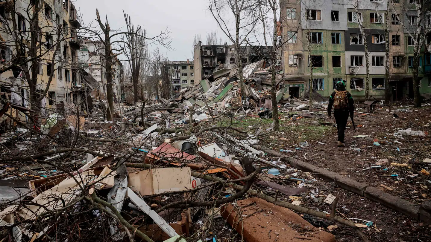 Krigen i Ukraine går snart ind i sit femte år. Og Ruslands udgifter til militær er bare steget lige siden. Nu er de historisk høje.