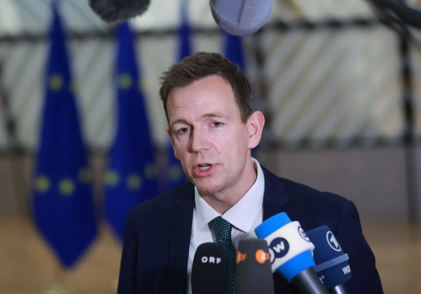 »I min optik er fætter-kusine-ægteskaber en forældet og patriarkalsk tradition, som på ingen måde hører hjemme i Danmark,« har udlændinge- og integrationsminister Rasmus Stoklund udtalt i forbindelse med regeringens bebudede forbud.