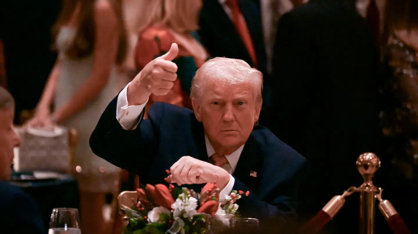 Donald Trump holder i disse dage jul i Mar-a-Lago i Palm Beach, Florida.