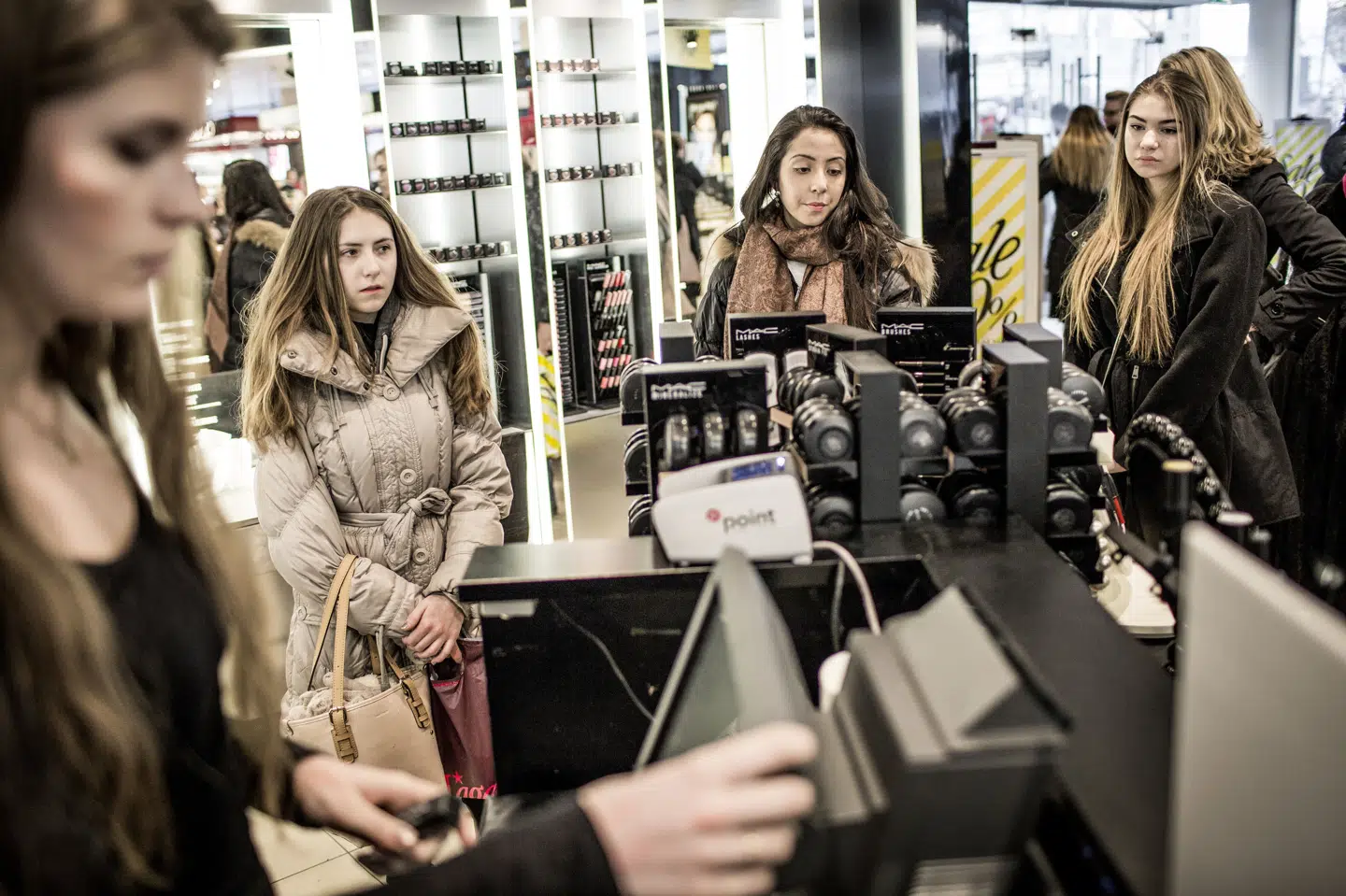 27. december er traditionen tro en travl dag i mange butikker, når danskerne skal have byttet julegaver. Billedet her er fra Magasin Lyngby. (Arkivfoto).