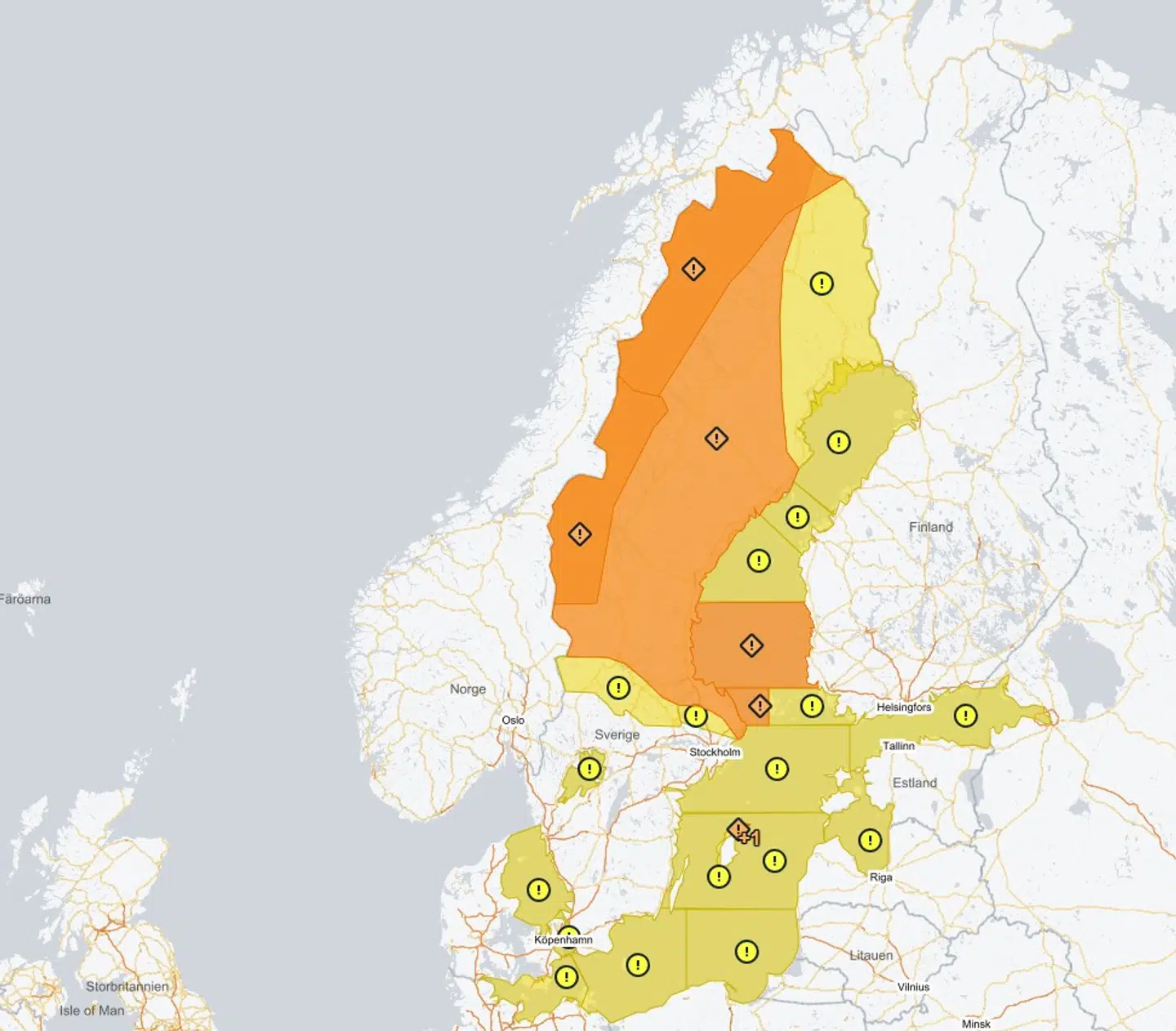 Stormen 'Johannes' påvirker flere steder i Sverige denne lørdag. Både med voldsom vind og med sne.