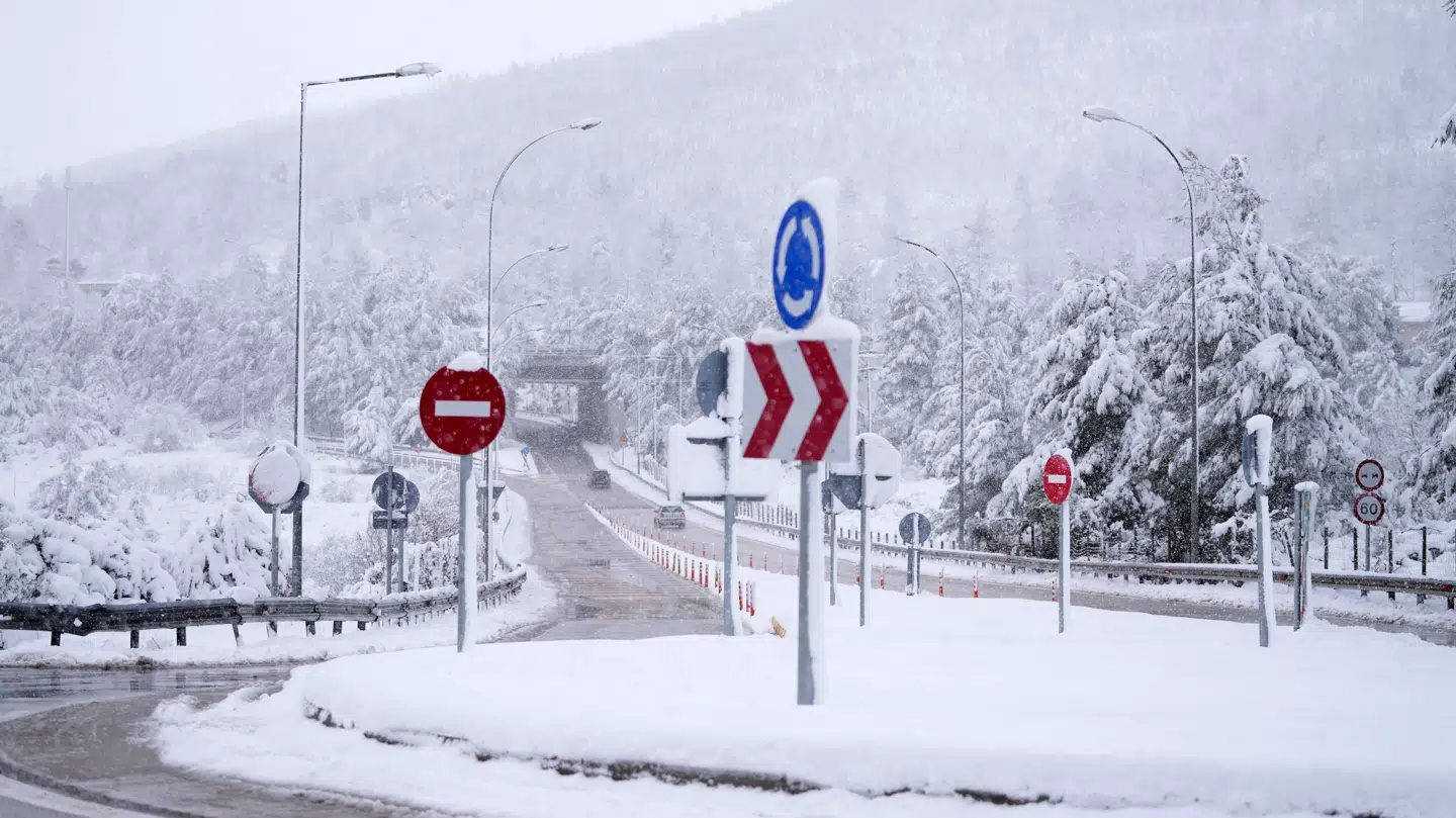 Arkivfoto. Fire vandrere, der forsvandt juledag, er blevet fundet døde efter at være blevet begravet af en lavine ved Vardousia-bjerget i Grækenland.