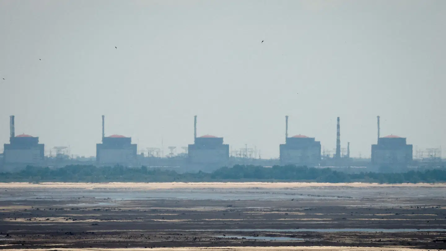 Her ses et arkivfoto af det ukrainske atomkraftværk Zaporizjzja, som ligger i regionen af samme navn. Det har stort set siden krigens begyndelse været under russisk kontrol.