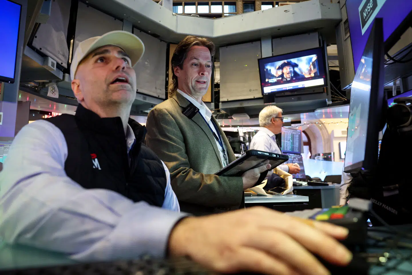 Det globale aktieindeks MSCI World er skudt i vejret med 35 procent siden april. Dermed ender 2025 med at blive et fint år for de danske pensionsopsparere, der endnu en gang kommer til at betale et pænt beløb i skat på deres afkast.