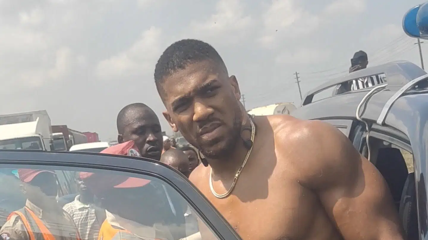 Anthony Joshua har mandag været involveret i et fatalt trafikuheld i Nigeria.